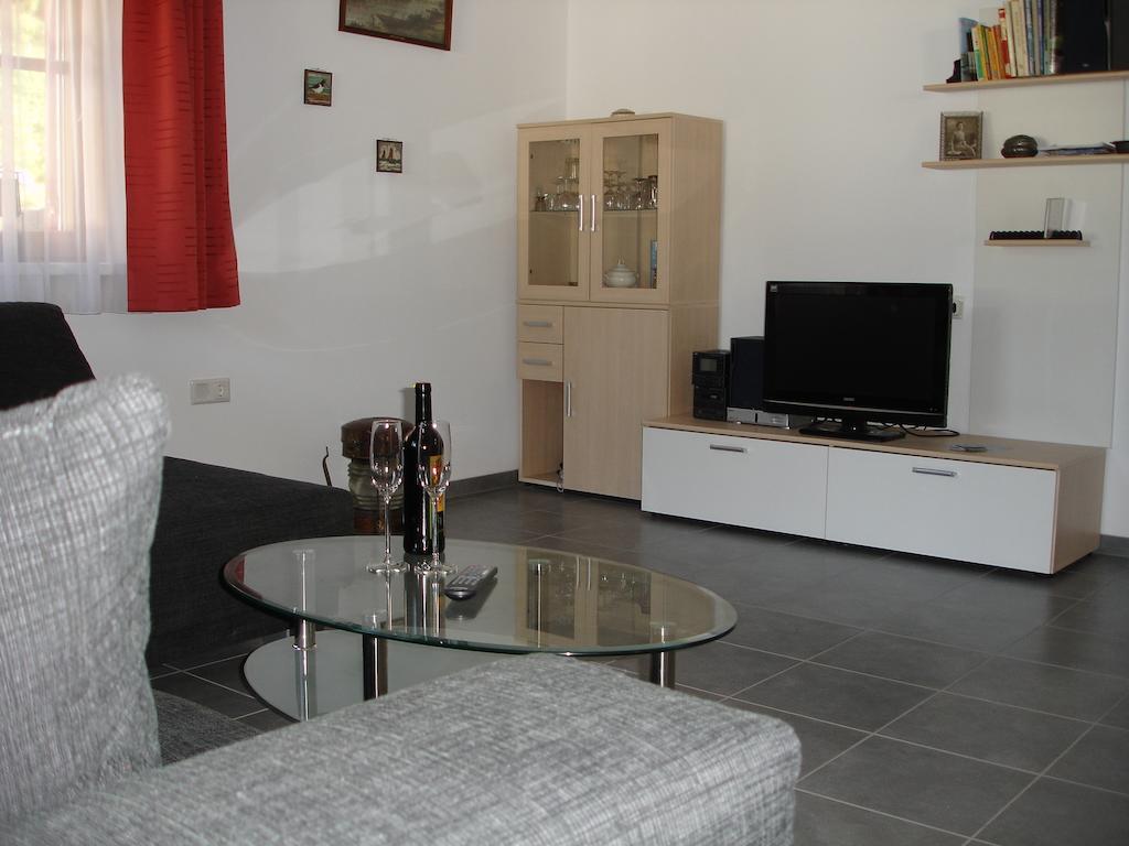דירות קלוסטרל אם ארלברג Haus Telisia חדר תמונה